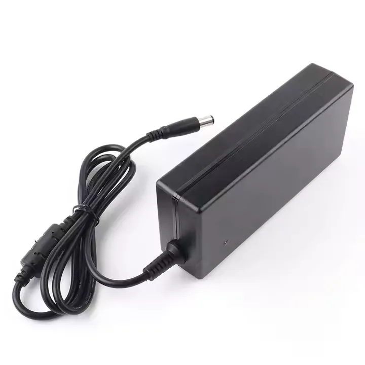 Chargeur pc HP 130 W 19.5V 6.7 A